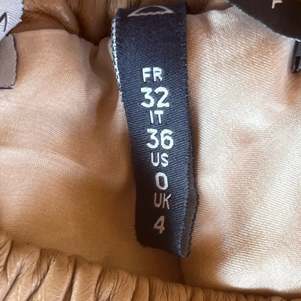 Zeynep Arcay Camel Leather Shorts - Picture 7 of 11